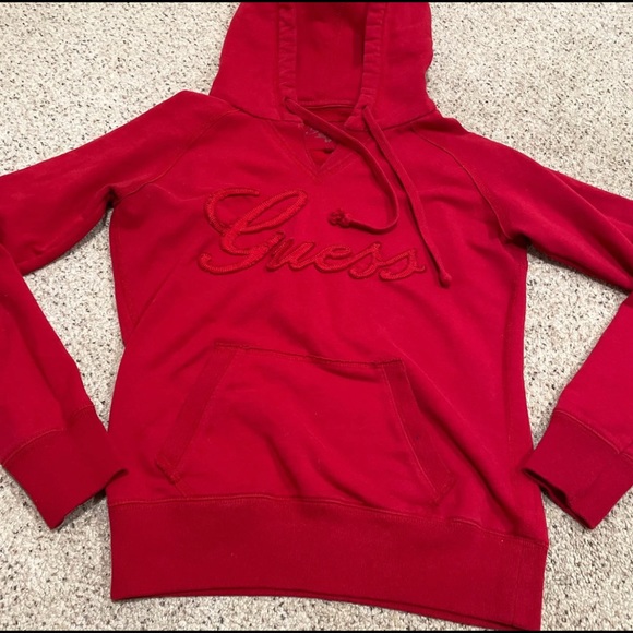 GUESS Script Logo Pullover - Picture 1 of 6